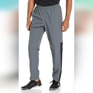 Under Armour Vital Woven Men's Pants, Gray with black, Medium